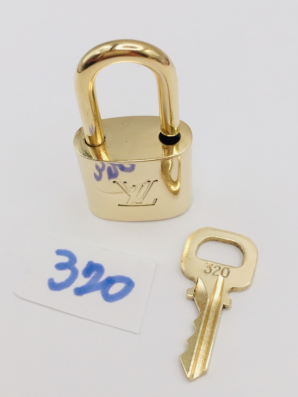 Authentic Louis Vuitton Lock and key #320